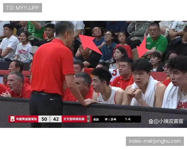 张宁拼抢篮板造成对手违体犯规，山西队获得两罚一掷机会