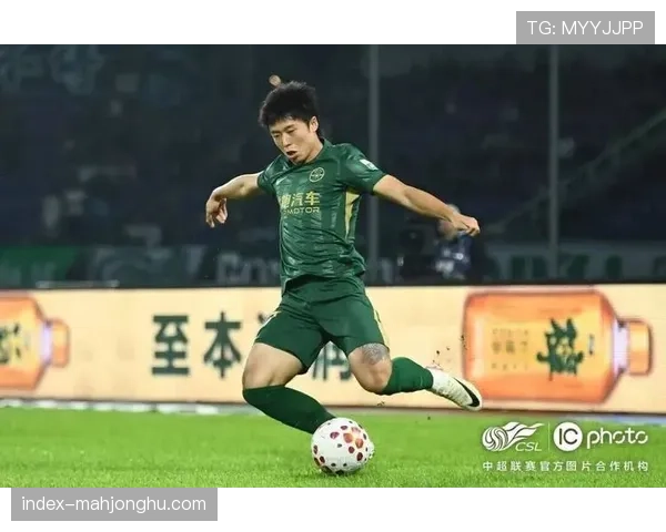 北京国安与浙江队0-0战平，双方门将多次关键扑救力保球门不失